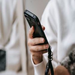 How to track my wife’s phone calls and texts for free